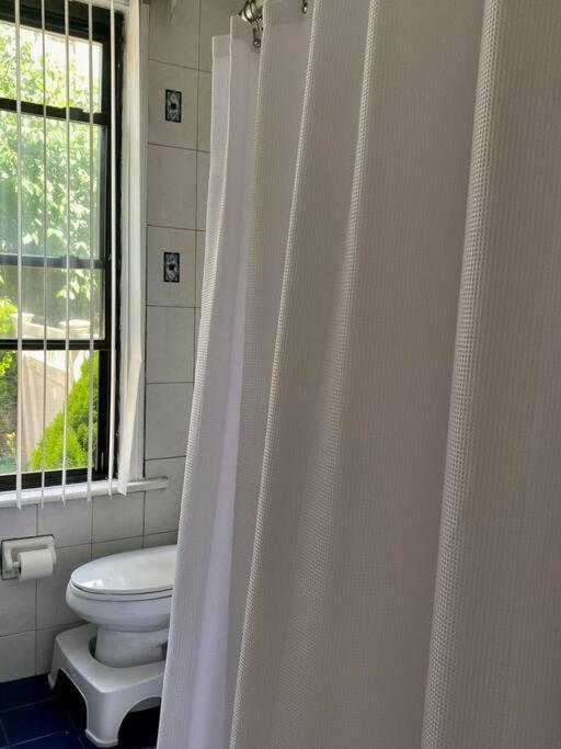 Cozy Private Apt 10 Min From Manhattan Subway! Ню Йорк Екстериор снимка